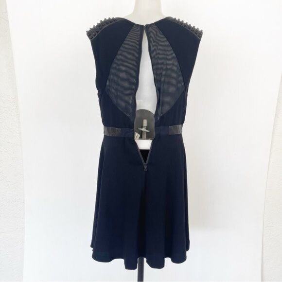 Alice + Olivia Kerry Stud Leather Shoulder Black Dress Size M - Picture 7 of 13